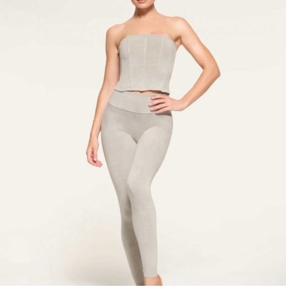 Outdoor Corset Skims